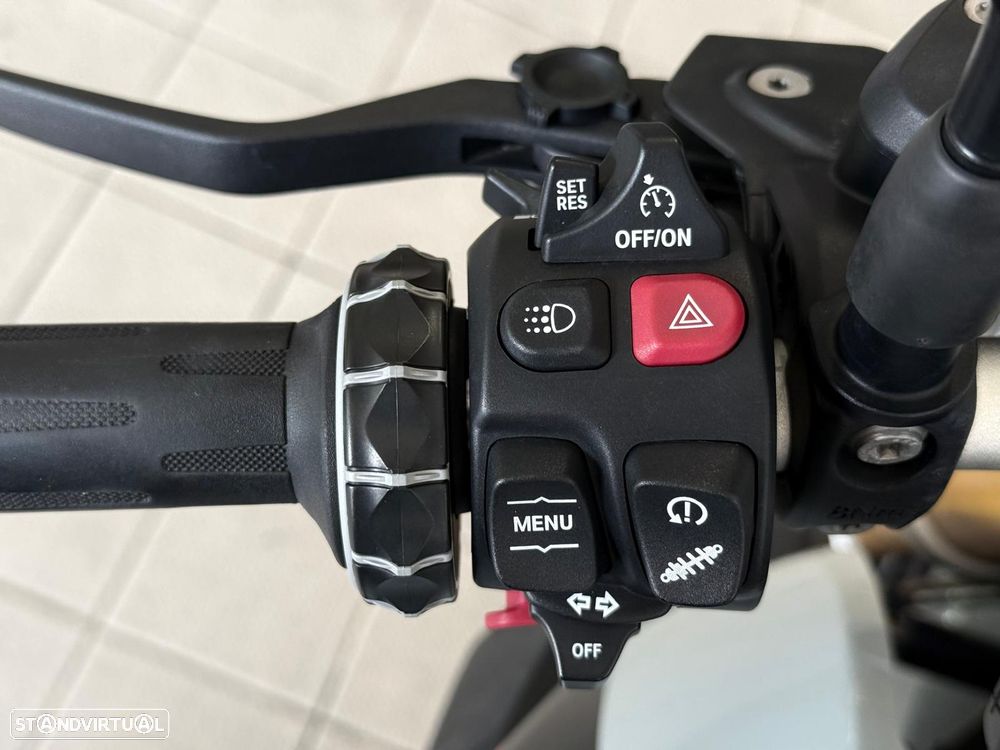 BMW R 1250 R - 6