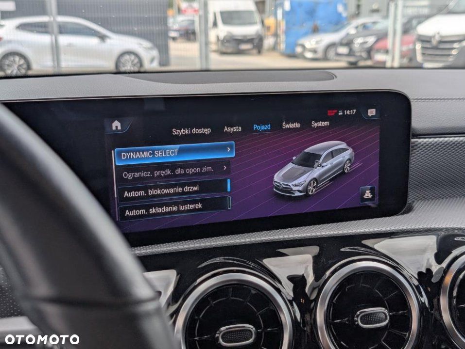 Mercedes-Benz CLA - 21