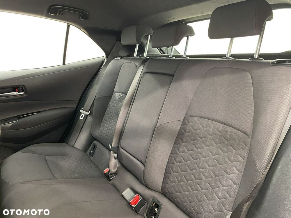 Toyota Corolla - 18