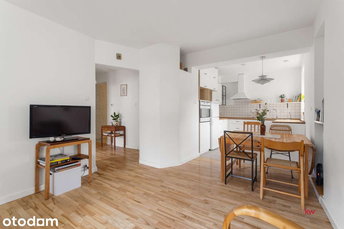 Ataner 2000-80,5 m²-Garaż + komórka-Os. Batorego