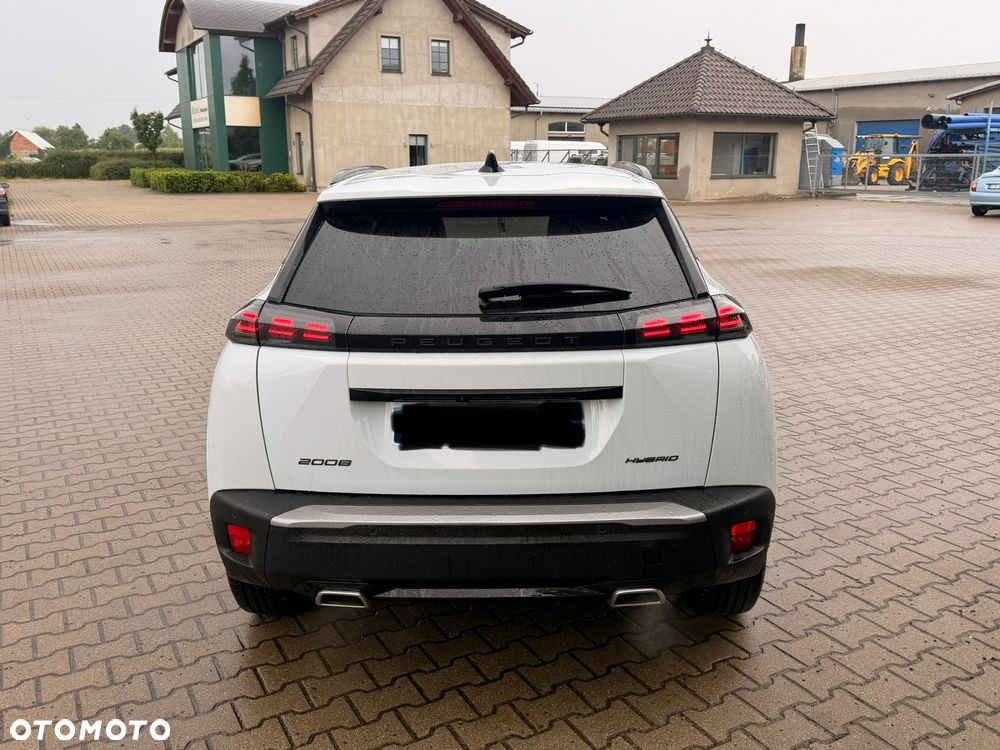 Peugeot 2008 Hybrid 136 e-DSC GT - 12