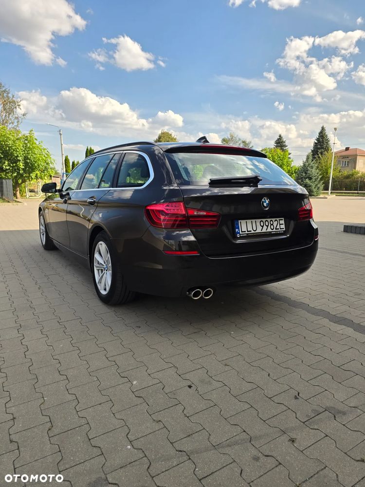 BMW Seria 5 520d Touring Luxury Line - 14