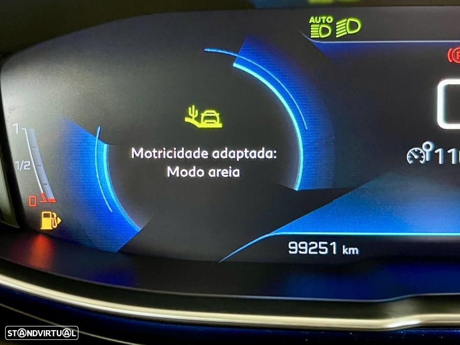 Peugeot 3008 PureTech 130 Stop & Start GPF Crossway - 17