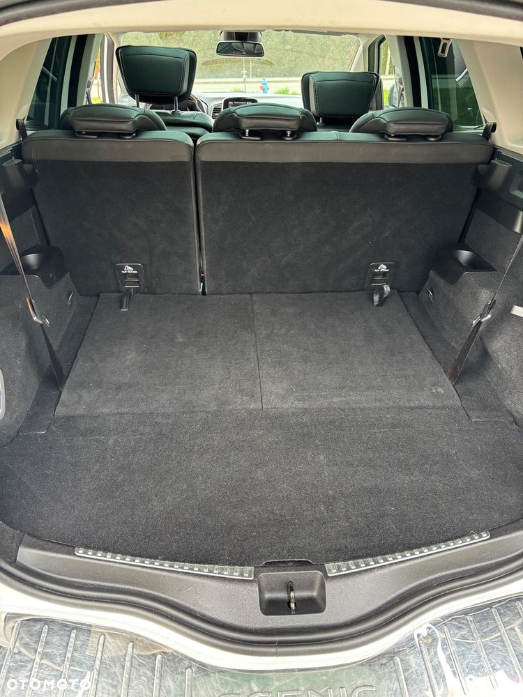 Renault Scenic 1.6 dCi Bose EDC - 22