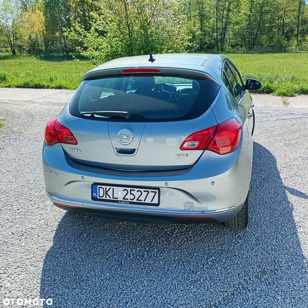 Opel Astra 1.7 CDTI DPF ENERGY - 9