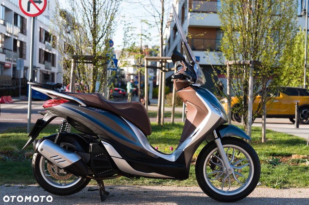 Piaggio Medley - 1