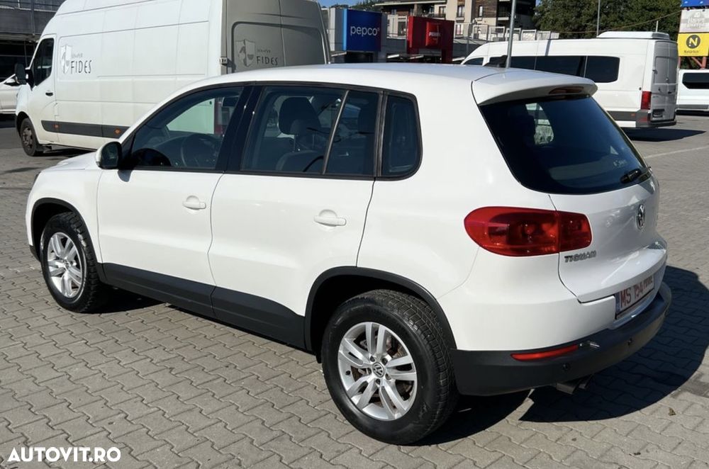 Volkswagen Tiguan 2.0 TDI DPF BlueMotion Technology Trend & Fun - 3