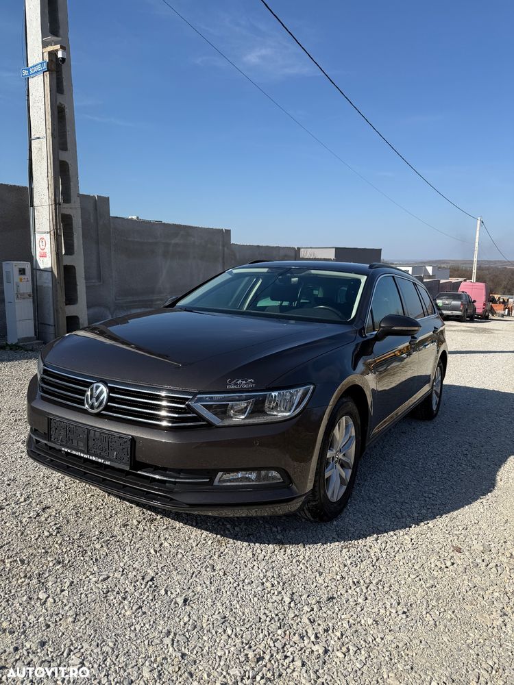 Volkswagen Passat 2.0 TDI DSG (BlueMotion Technology) Comfortline - 1