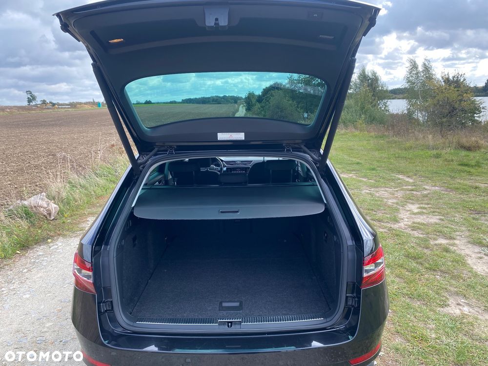 Skoda Superb 2.0 TDI Ambition - 9