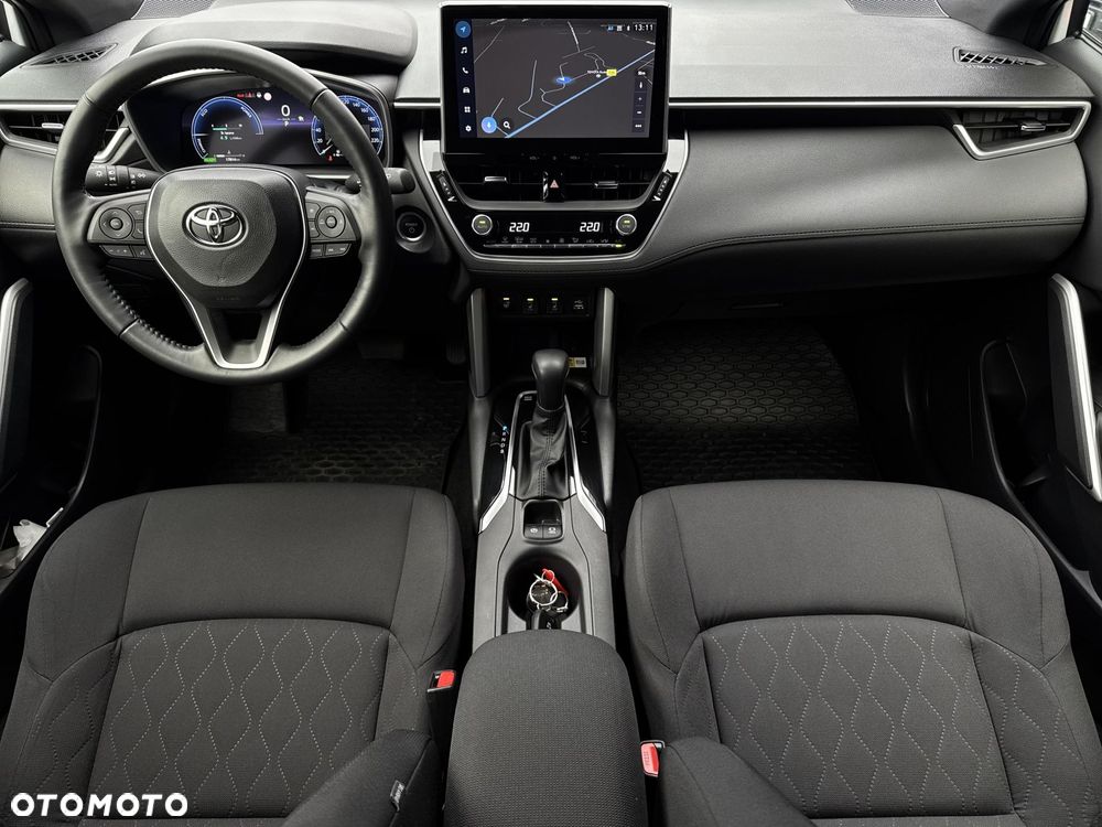 Toyota Corolla Cross - 11