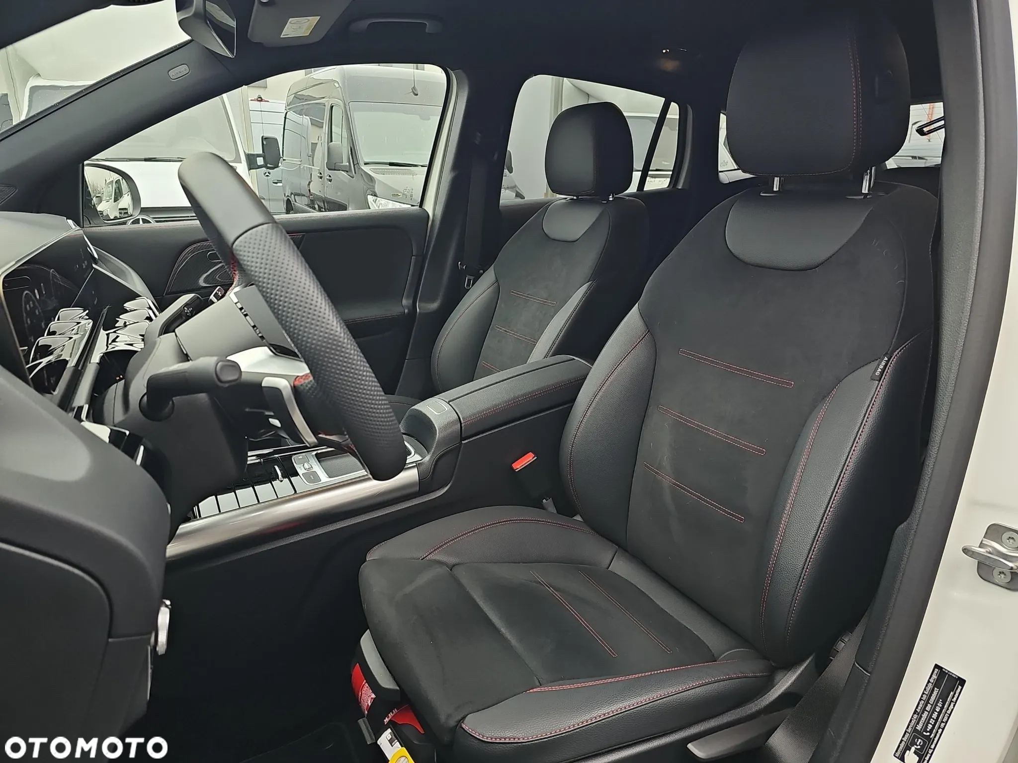 Mercedes-Benz GLA 200 AMG Line - 10