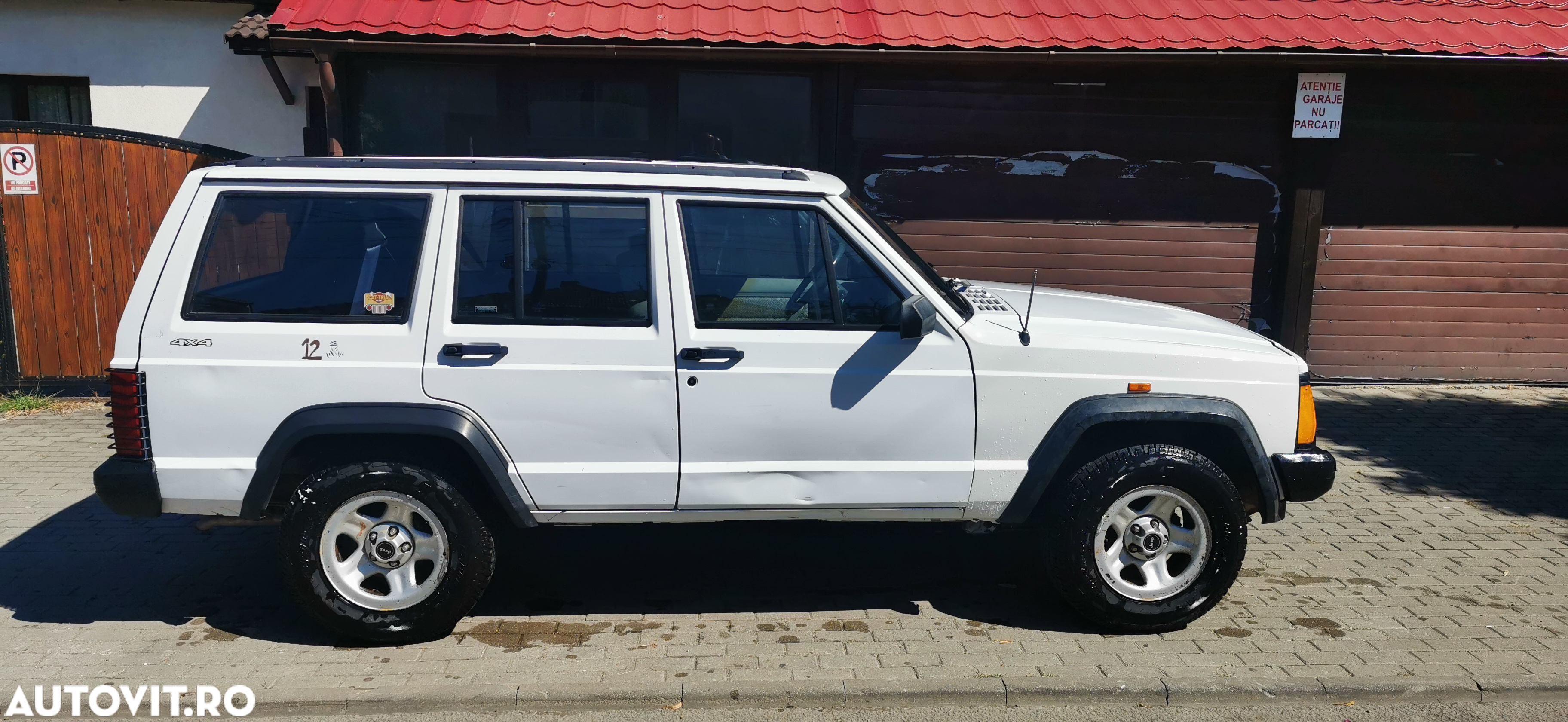 Jeep Cherokee - 6