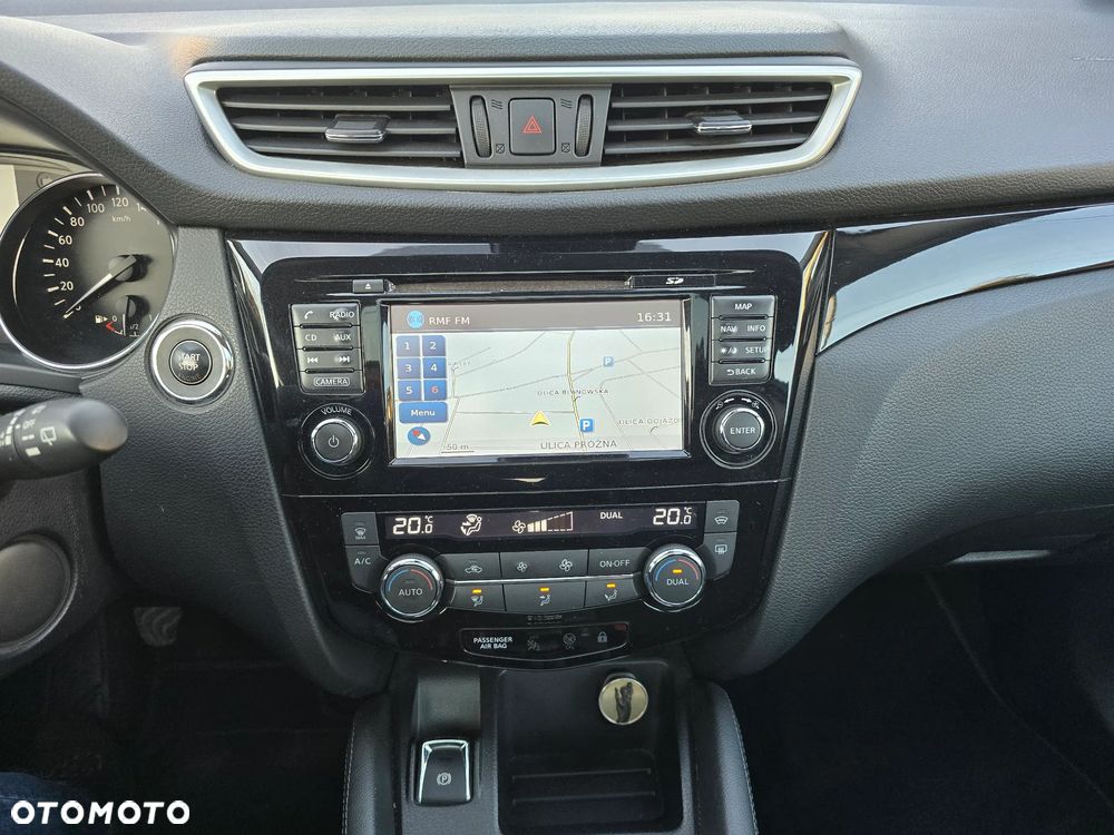 Nissan Qashqai 1.6 DIG-T Tekna - 14