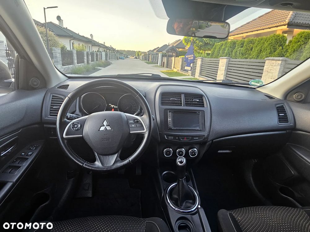 Mitsubishi ASX 1.6 Invite - 11