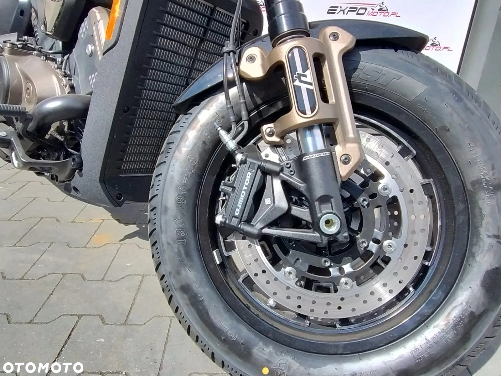 QJMOTOR SRV 600V - 12