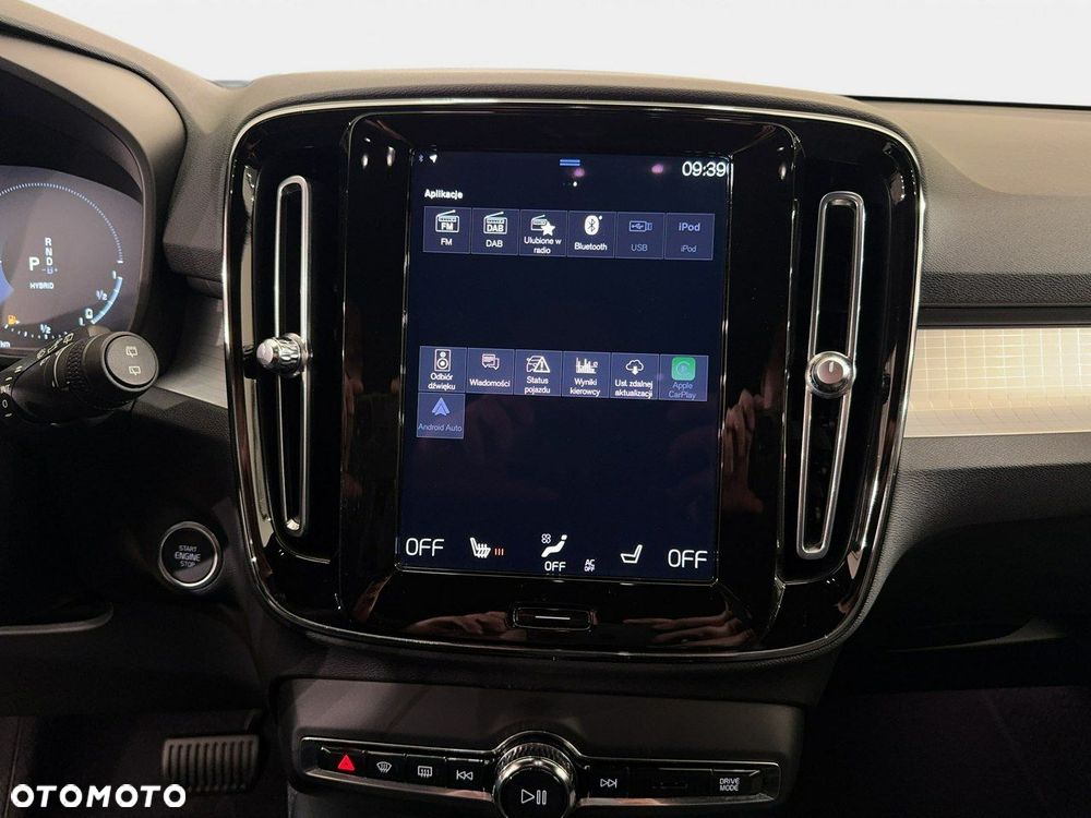 Volvo XC 40 - 30