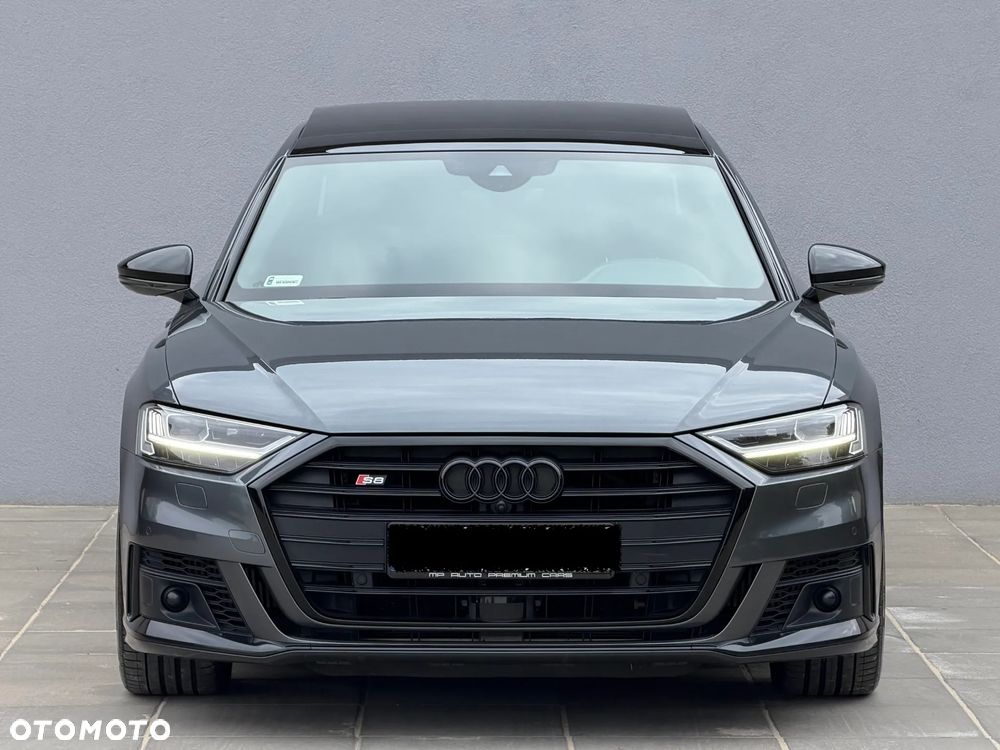 Audi S8 - 3