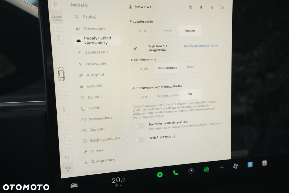 Tesla Model S - 22