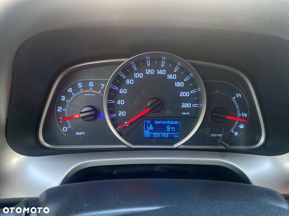 Toyota RAV4 2.0 D-4D 4x4 Executive - 7