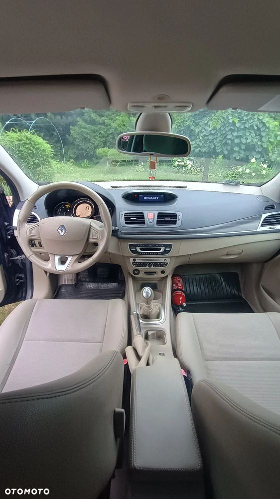 Renault Megane 1.5 dCi Dynamique - 8