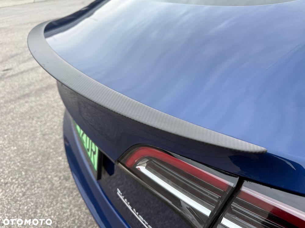 Tesla Model 3 - 7