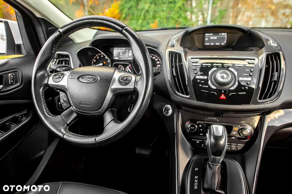 Ford Kuga 1.6 EcoBoost 4x4 Titanium - 25