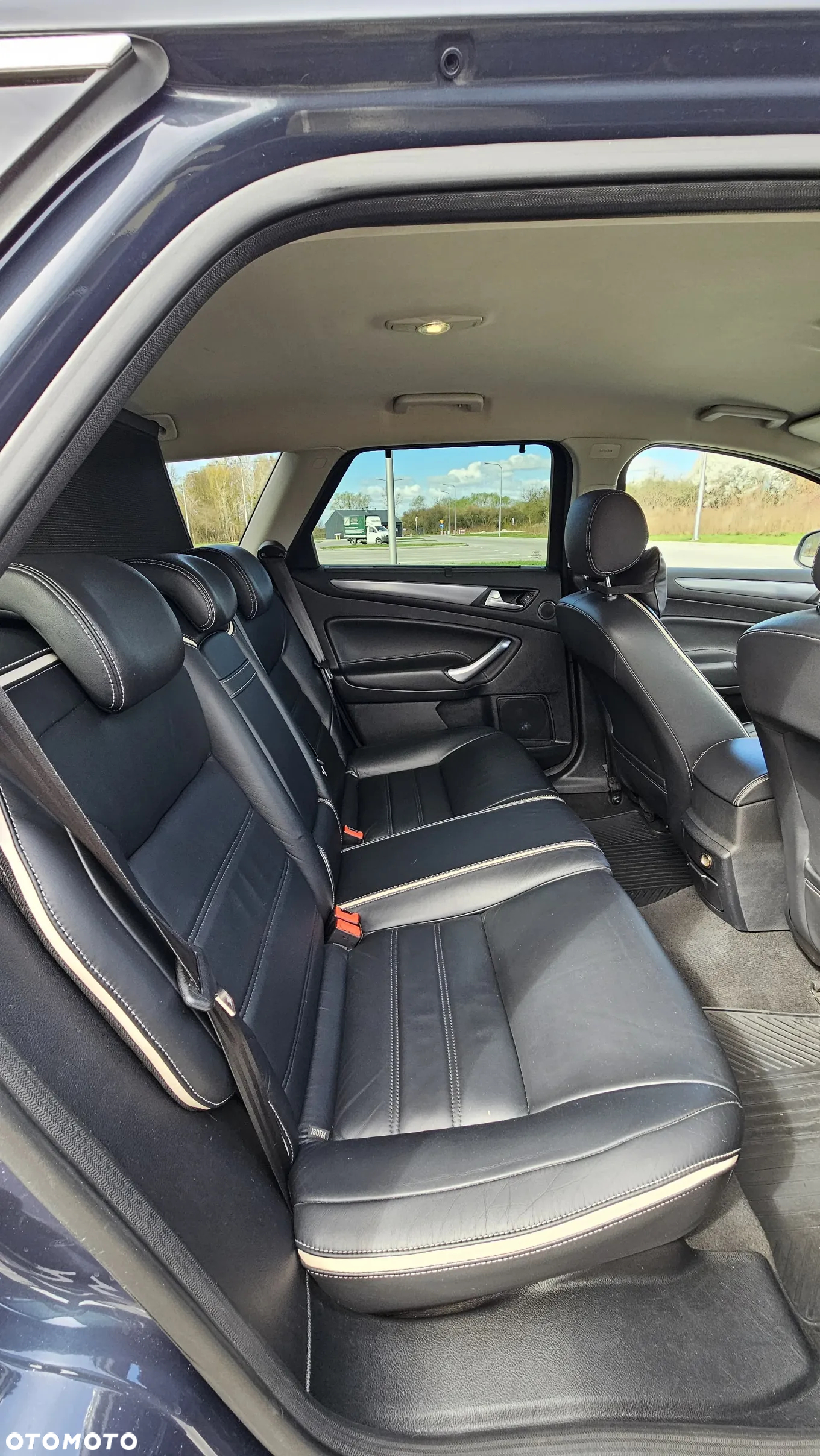 Ford Mondeo 2.2 TDCi Titanium - 23