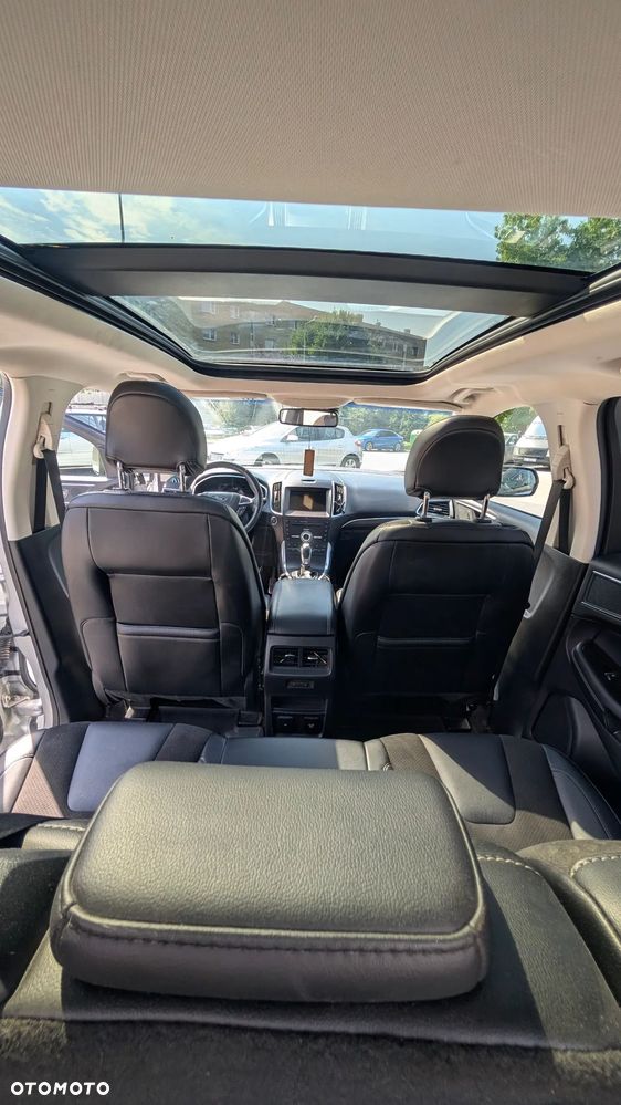 Ford Edge - 8