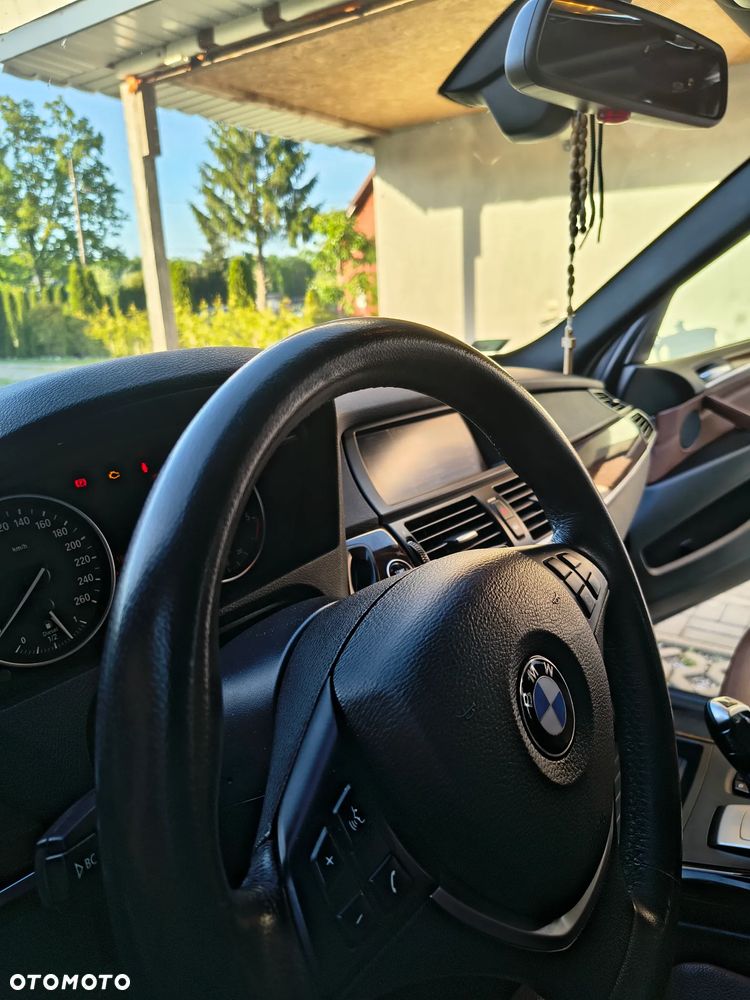 BMW X5 - 11