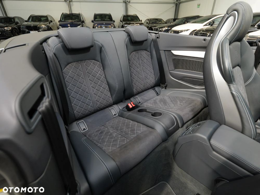 Audi A5 Cabrio - 21