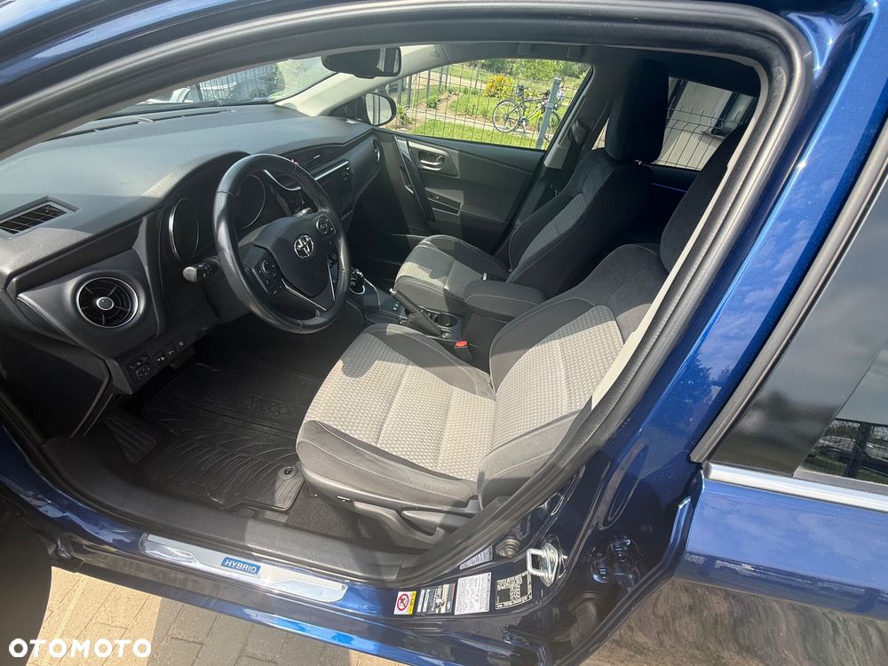 Toyota Auris - 14