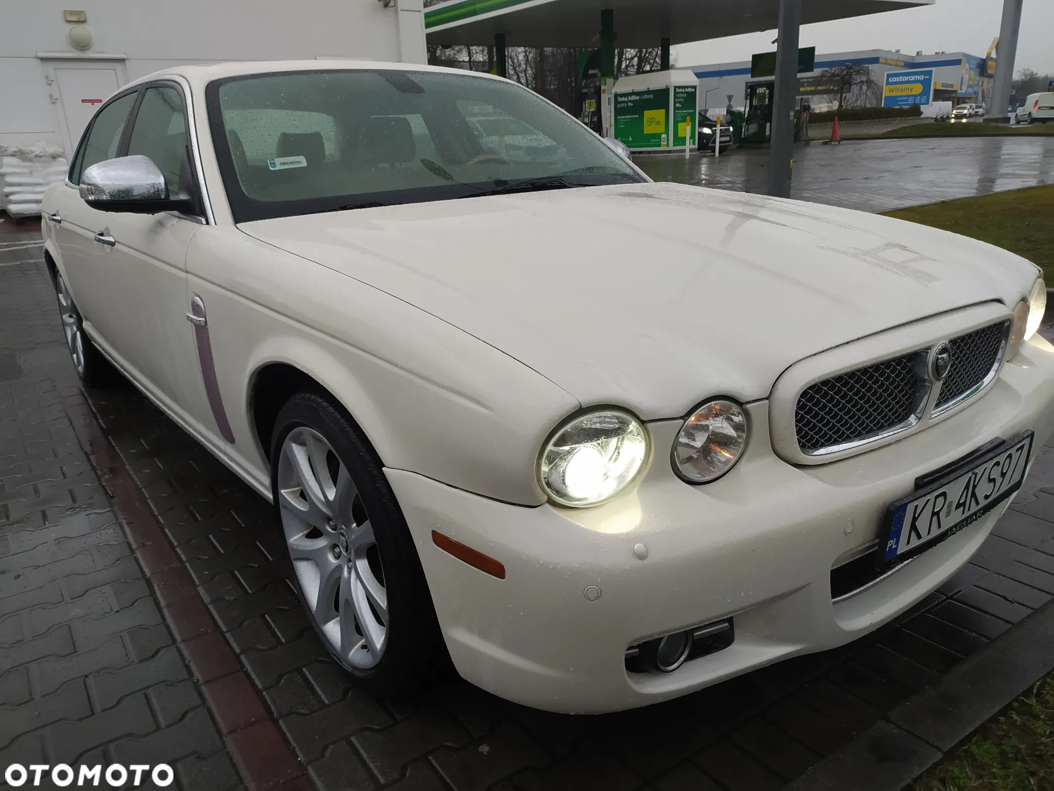 Jaguar XJ - 10