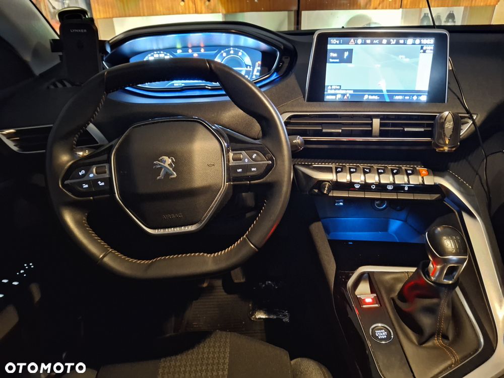 Peugeot 3008 1.2 PureTech Access S&S - 5
