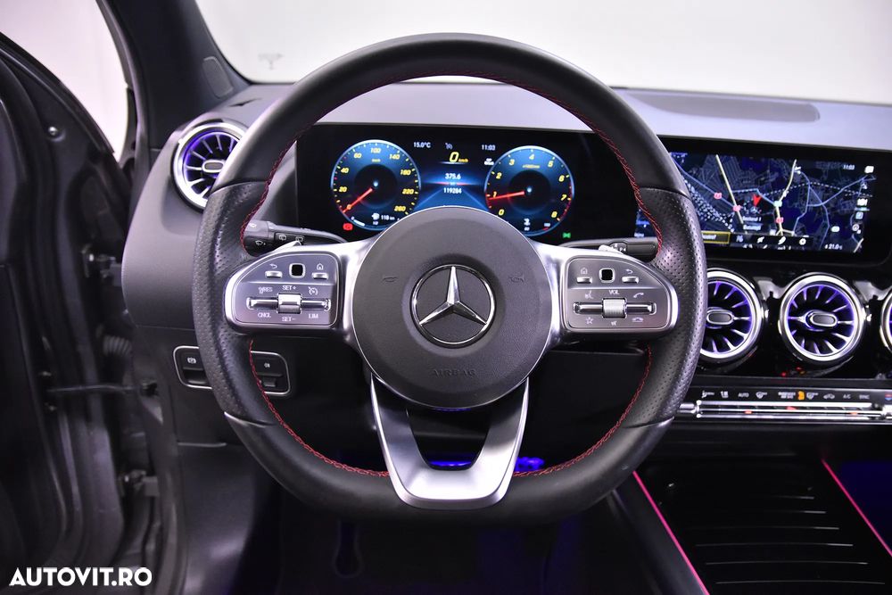 Mercedes-Benz GLA - 16