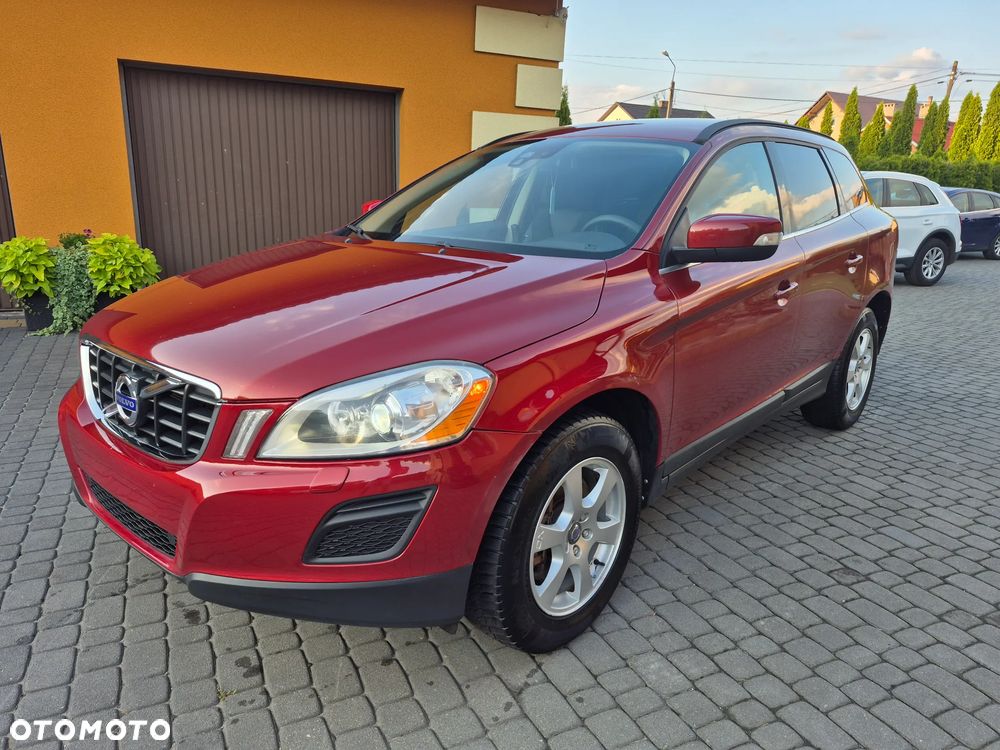 Volvo XC 60 D4 AWD Momentum - 1