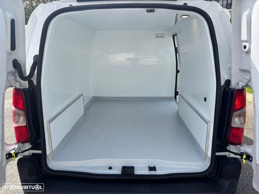 Opel Combo 1.5 102cv 3 LUG - IVA - FIBRADA & ISOTÉRMICA - 11
