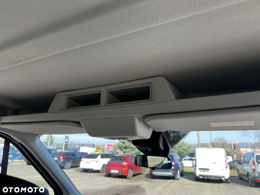 Ford Transit - 26