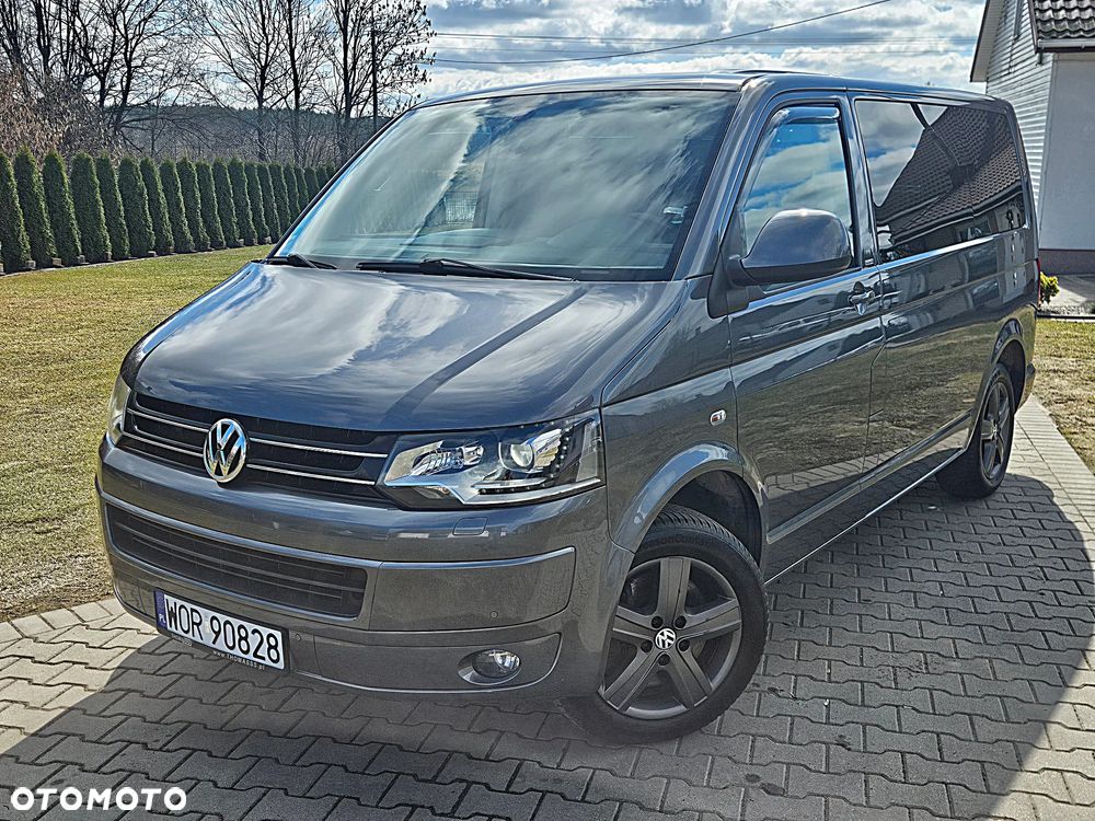 Volkswagen Multivan - 1