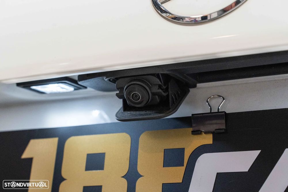 Mercedes-Benz GLB 200 7G-DCT AMG Line - 54