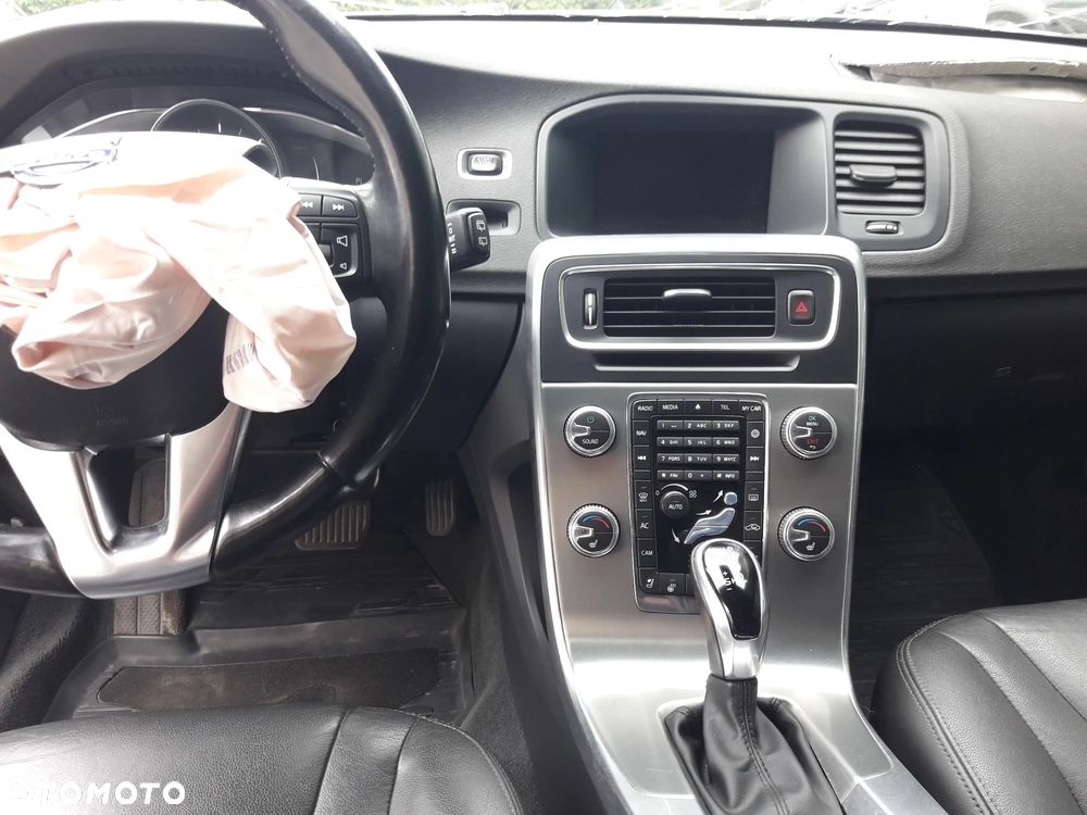 Volvo V60 D2 Drive-E Summum - 16
