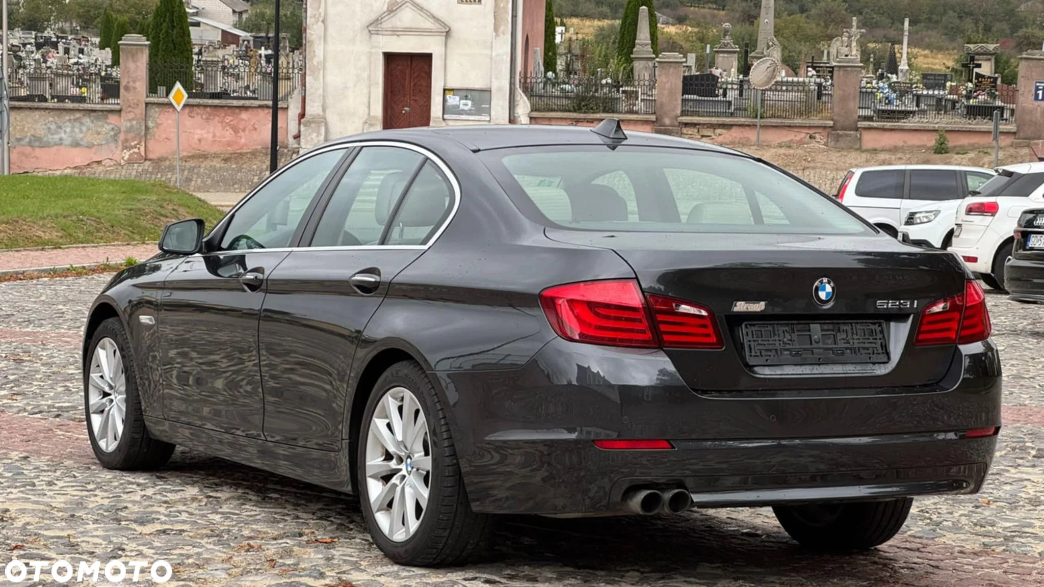BMW Seria 5 523i Touring - 30