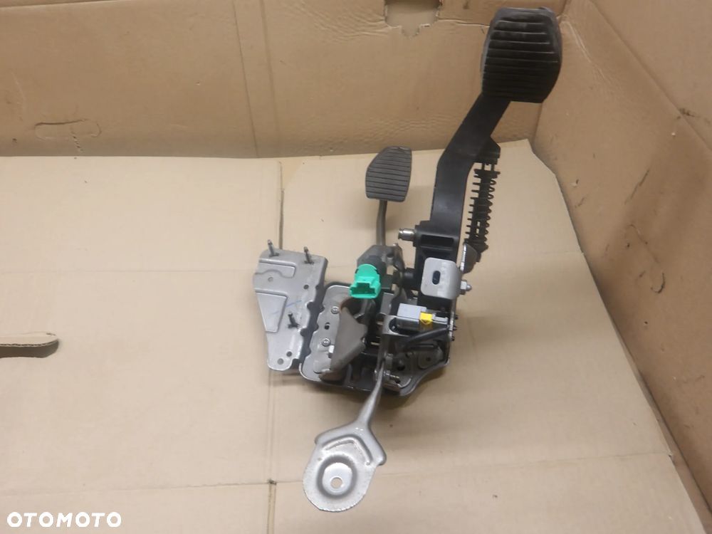PEUGEOT 308 SW 1.6B 07-14 PEDAŁ HAMULCA SPRZĘGŁA KOMPLET - 2