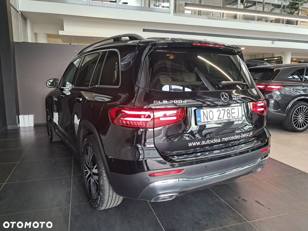 Mercedes-Benz GLB - 18
