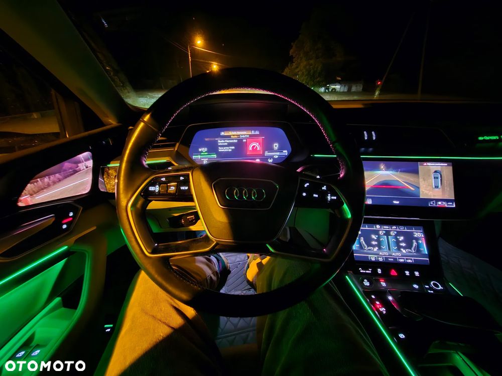 Audi e-tron 55 Quattro - 33