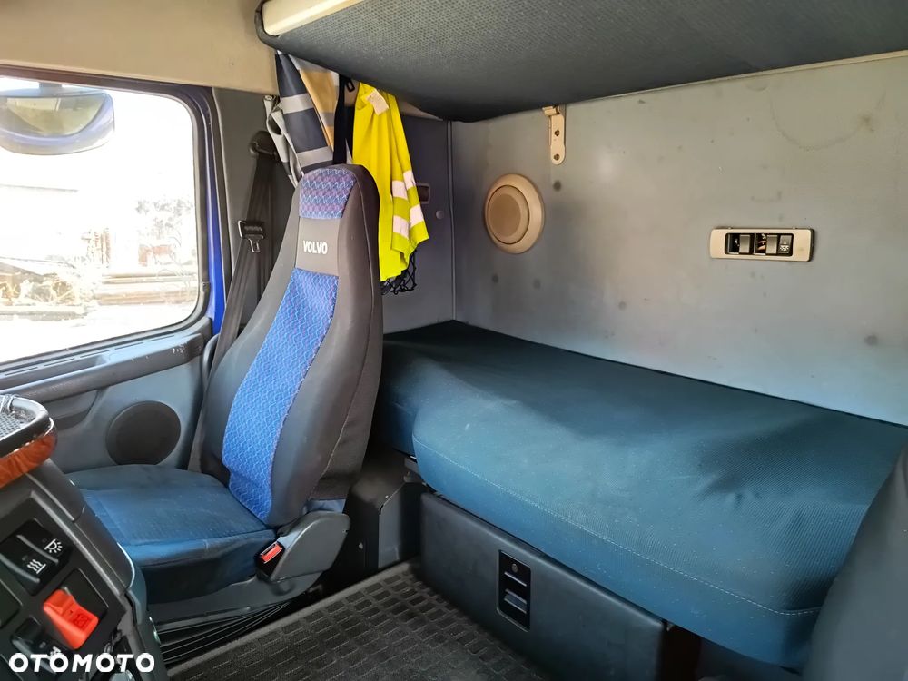 Volvo FH 440 STANDARD MANUAL LODÓWKA KLIMA - 20