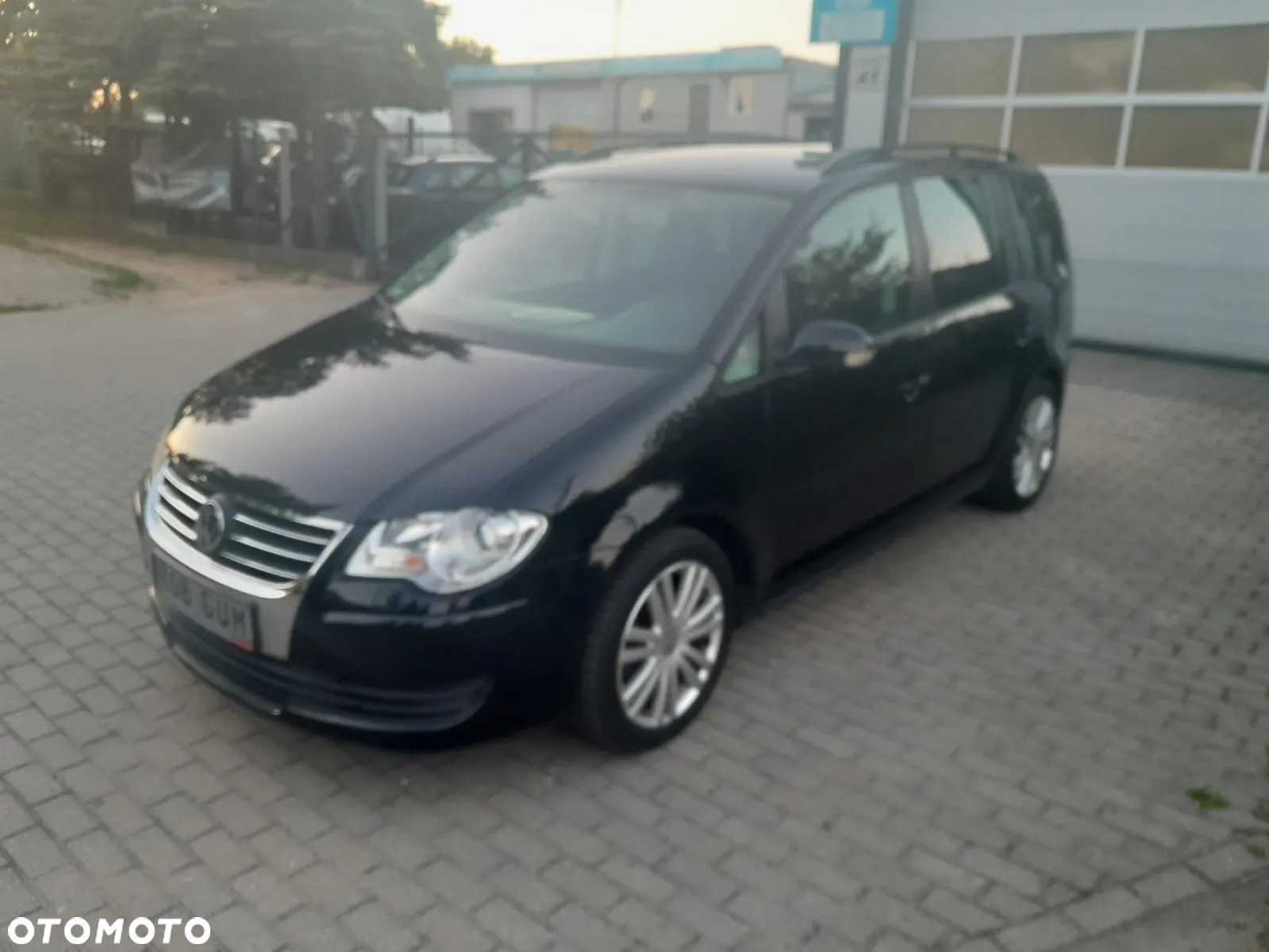 Volkswagen Touran 1.4 TSI Trendline - 3