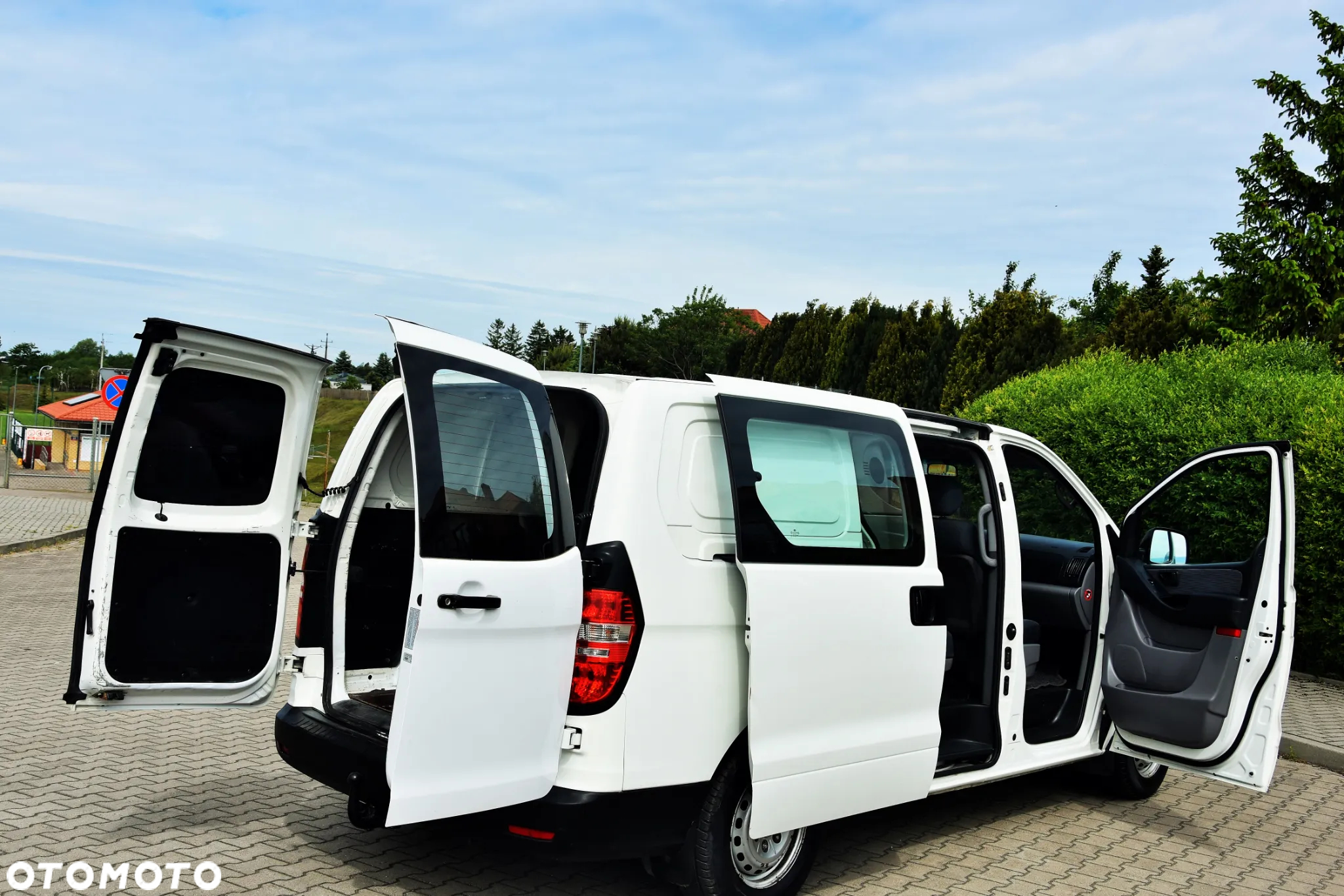 Hyundai H-1 2.5 CRDi Travel Comfort - 21