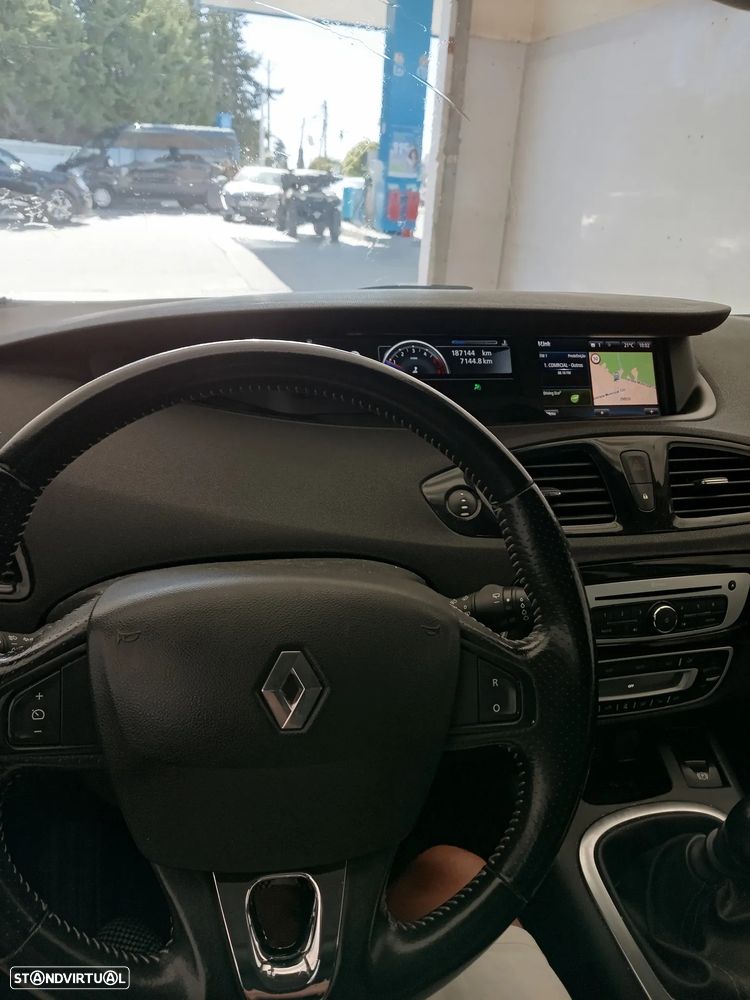 Renault Grand Scénic 1.5 dCi Bose Edition SS - 10