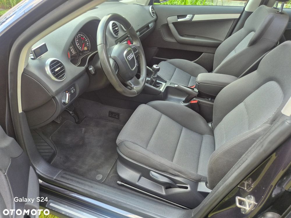 Audi A3 Sportback 1.6 Ambition - 9