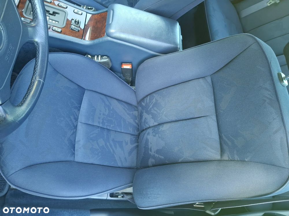 Mercedes-Benz Klasa E 280 4-Matic Elegance - 22